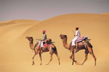 Bikaner e i safari in cammello sulle dune del deserto del Thar